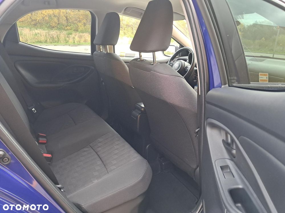 Toyota Yaris Hybrid 1.5 Style - 19