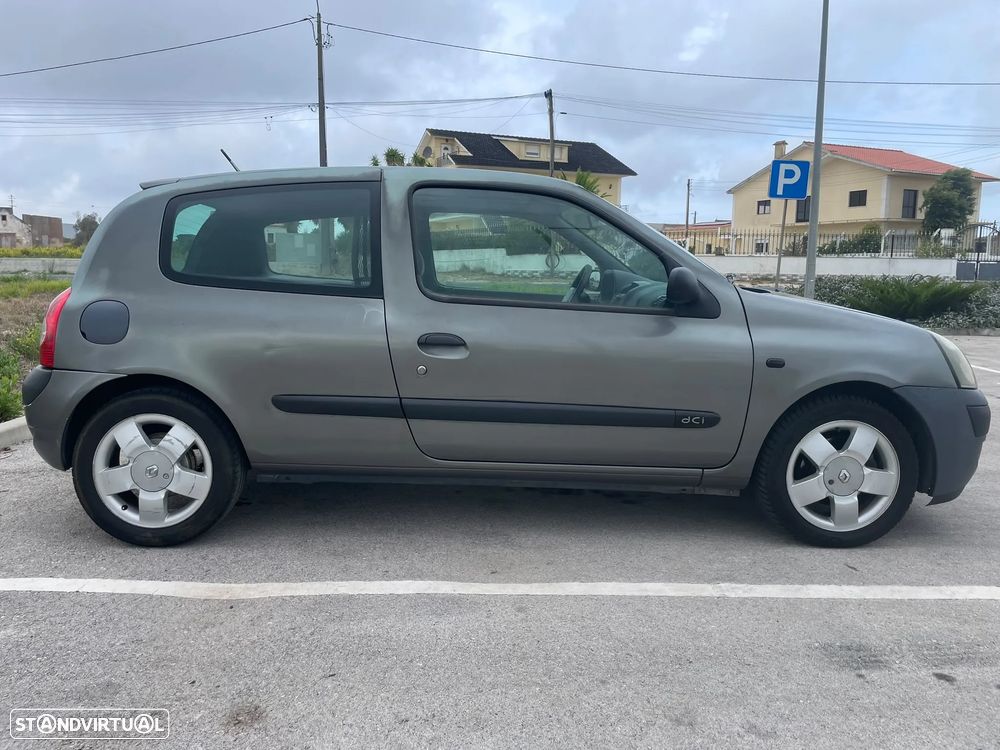 Renault Clio - 2