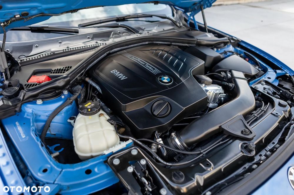 BMW Seria 3 335i - 11