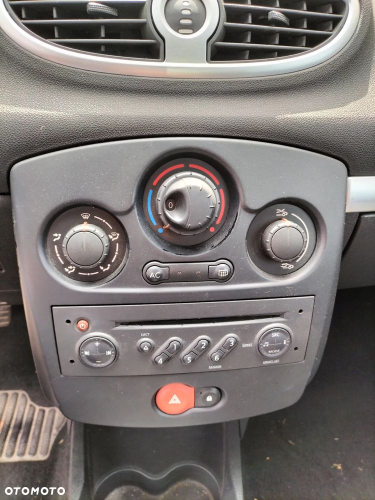 FOTELE PRZÓD KANAPA TYŁ RENAULT CLIO III 1.5 DCI 05-09r PRZED LIFT KOD LAK. OV727 - 26