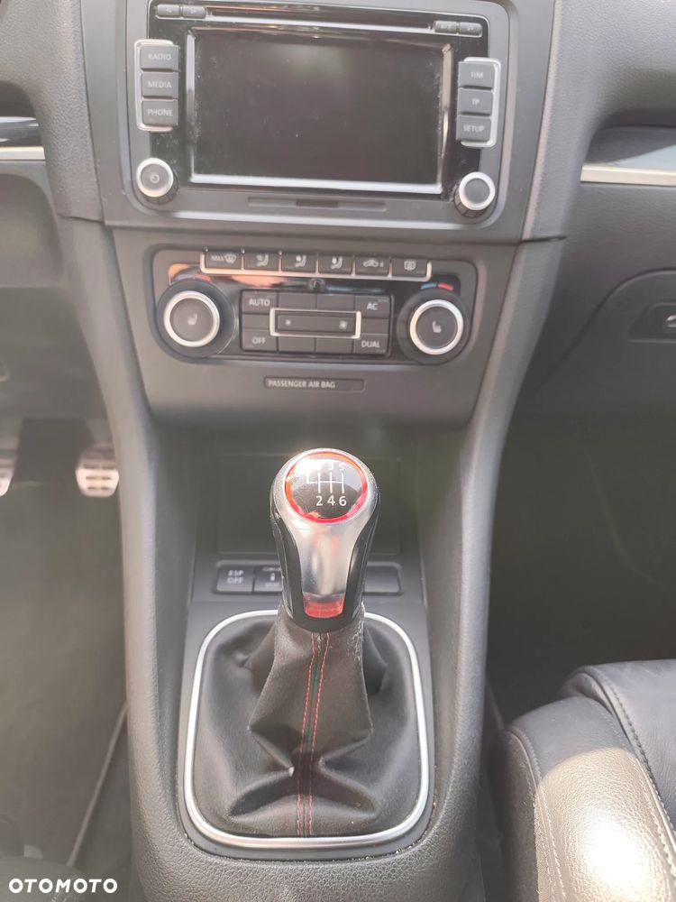 Volkswagen Golf 2.0 GTI - 16