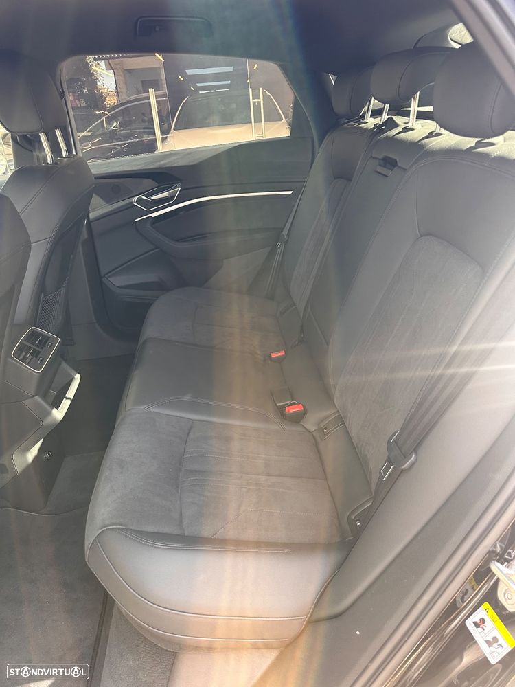 Audi e-tron Sportback - 10