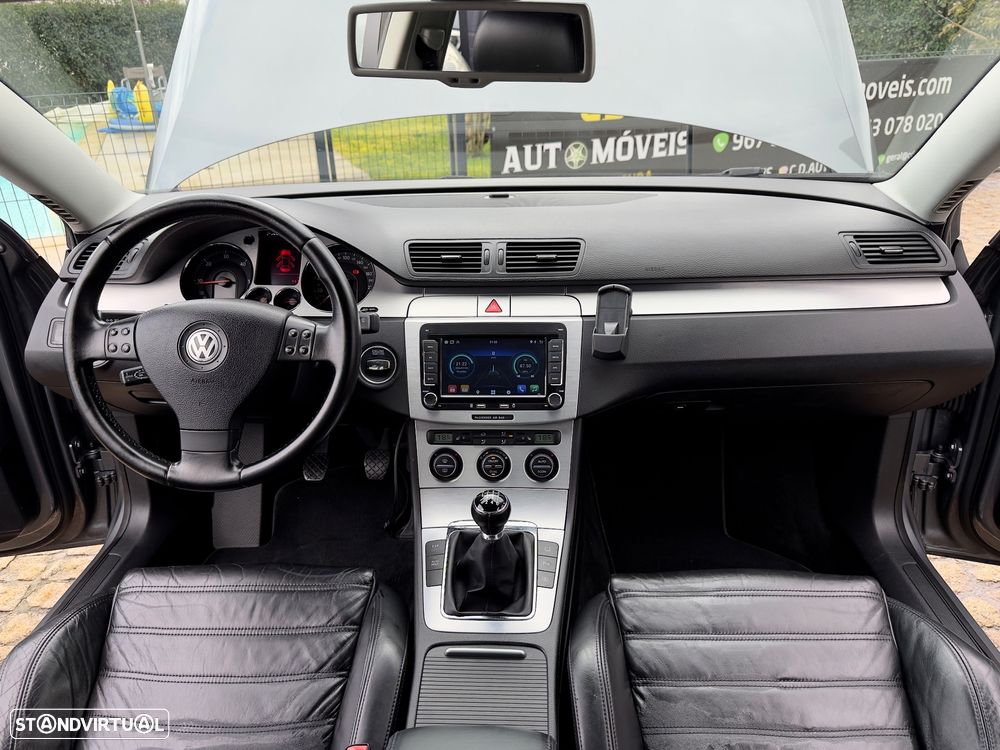 VW Passat 2.0 TDI Highline - 8