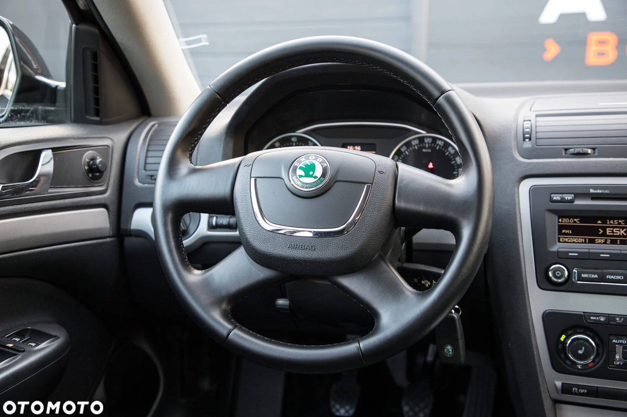 Skoda Octavia Combi 1.8 TSI 4x4 Scout - 19