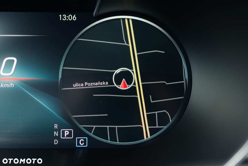 Mercedes-Benz Klasa C 400 4MATIC 9G-TRONIC - 31