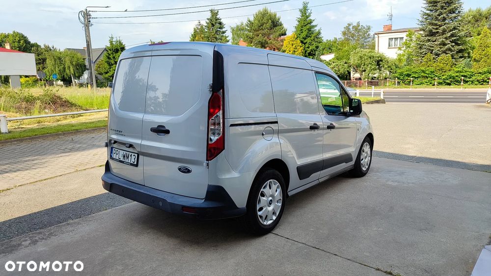 Ford Trannsit connect - 8