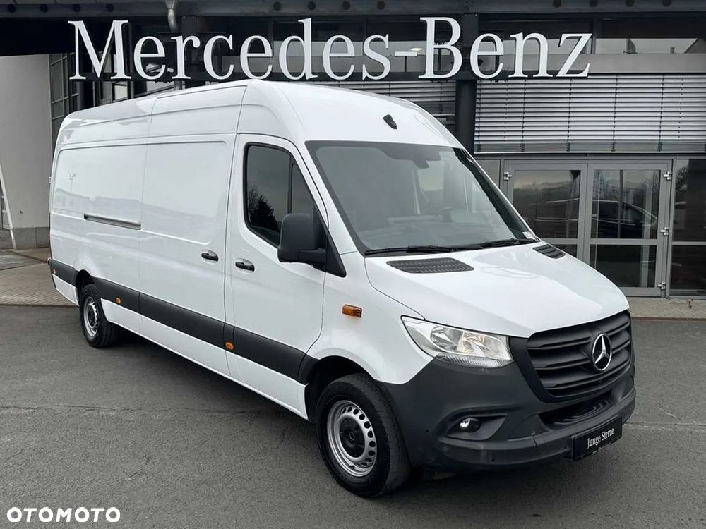 Mercedes-Benz Sprinter - 1