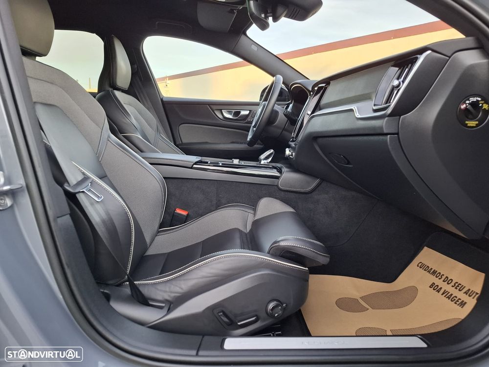 Volvo V60 2.0 T6 AWD TE R-Design - 48