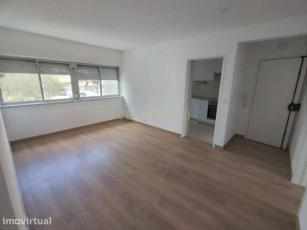 T2 Totalmente Renovado | Santa Iria da Azóia | 265.000 € - Grande imagem: 4/15
