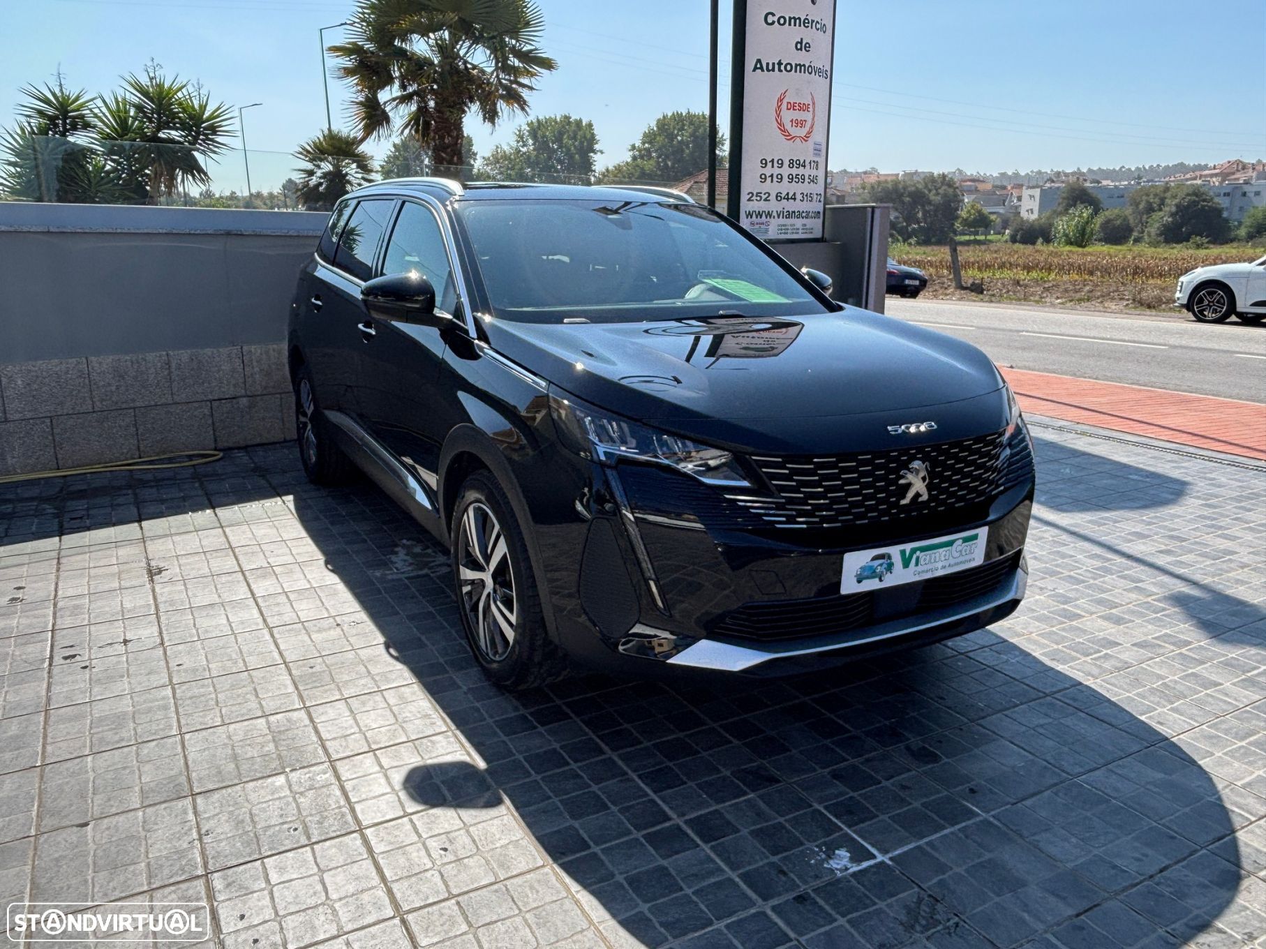 Peugeot 5008 1.2 PureTech Allure Pack EAT8 - 1