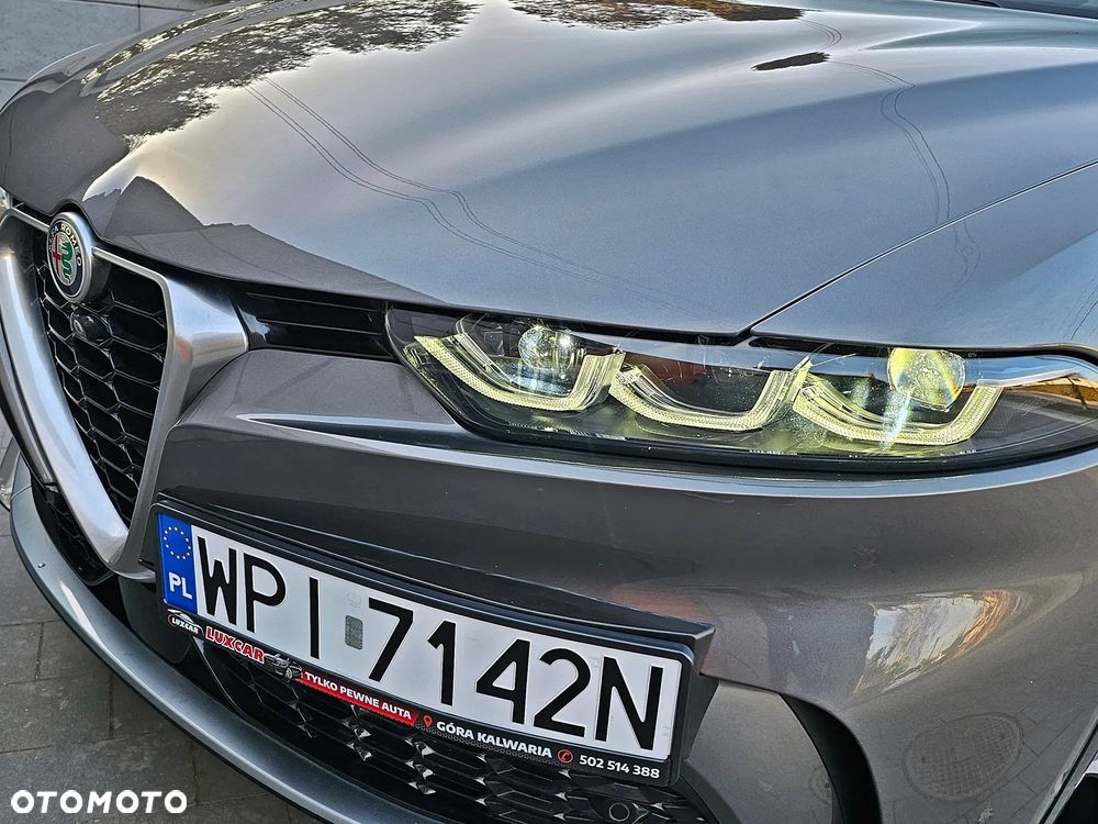 Alfa Romeo Tonale 1.5 VGT Ti - 13