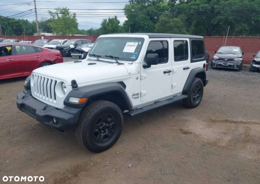 Jeep Wrangler - 4
