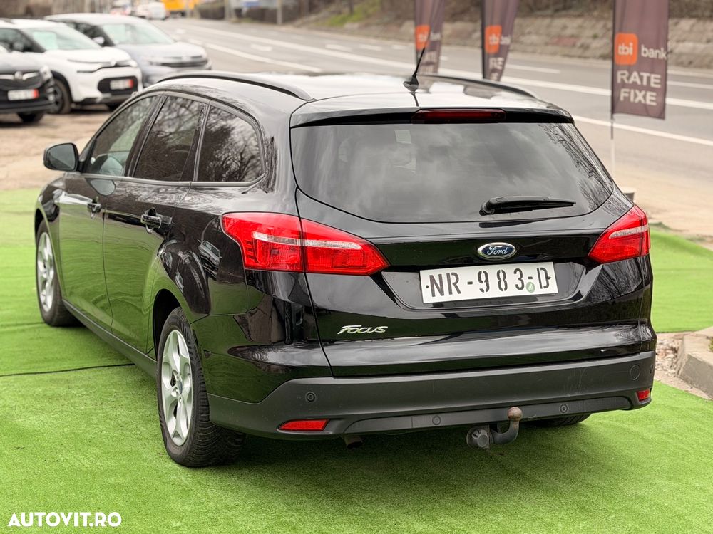 Ford Focus - 4
