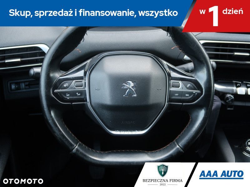 Peugeot 3008 - 17
