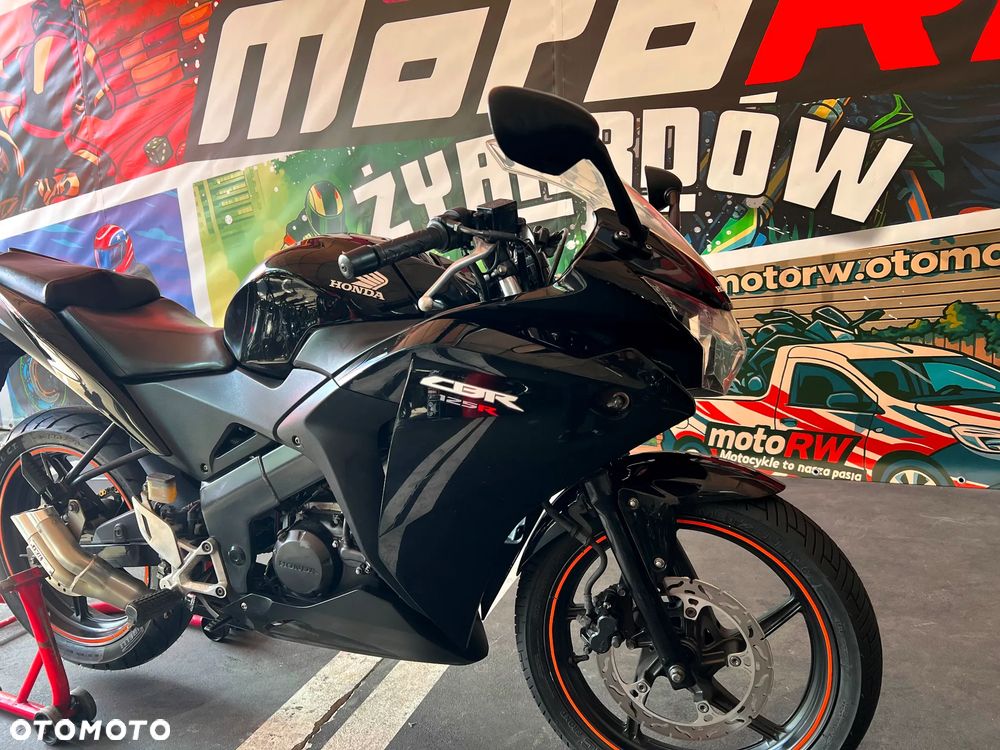 Honda CBR - 12