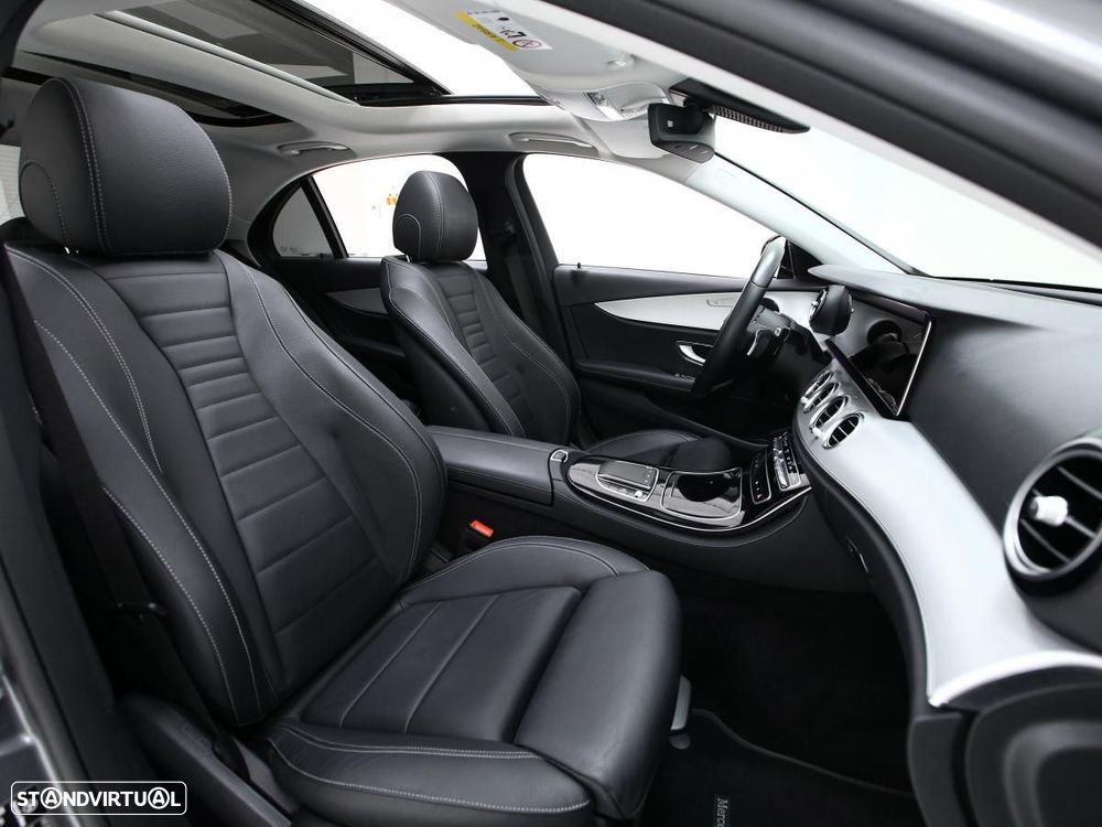 Mercedes-Benz E 300 de Avantgarde 4Matic - 13