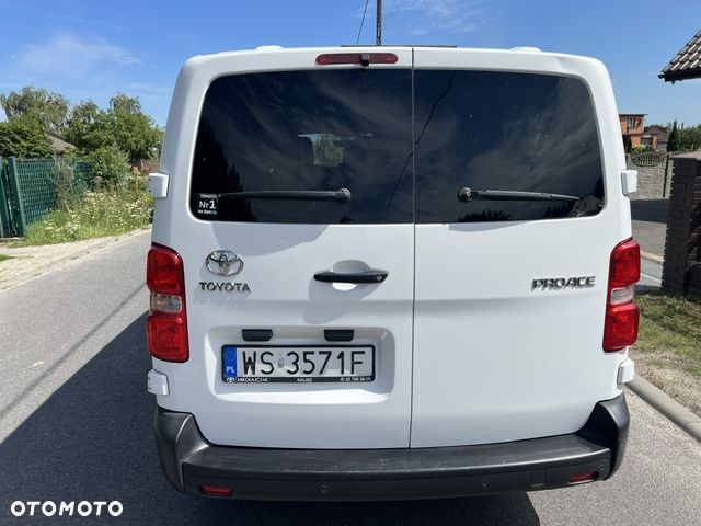 Toyota Verso Long Family 2.0 D-4D - 3