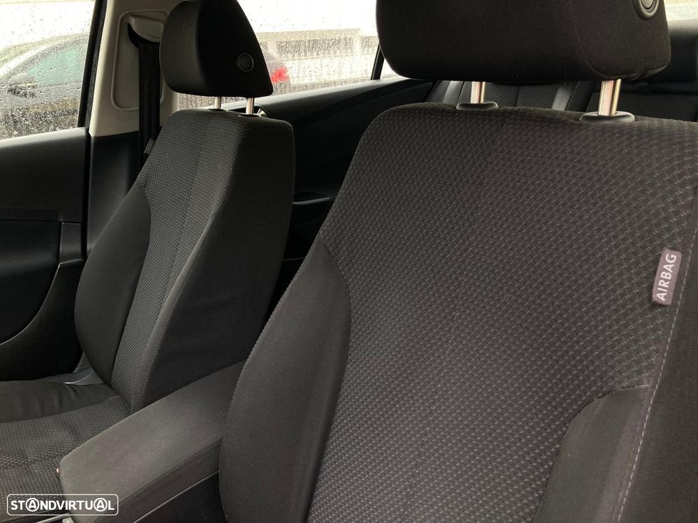 VW Passat 2.0 TDI Trendline Pack - 9