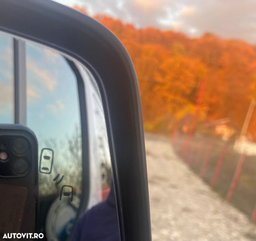 Ford Transit Custom Shuttle Bus 320 2.0 EcoBlue 130 CP L2H1 Trend - 35