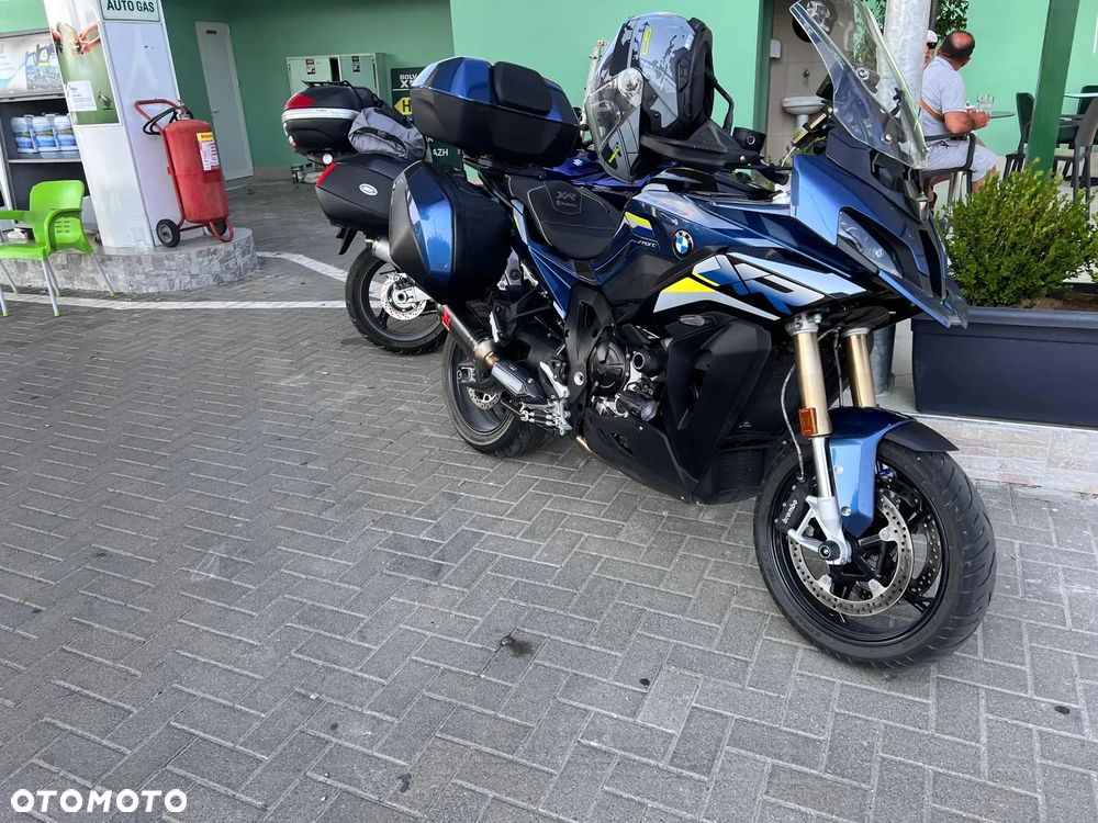 BMW XR - 2