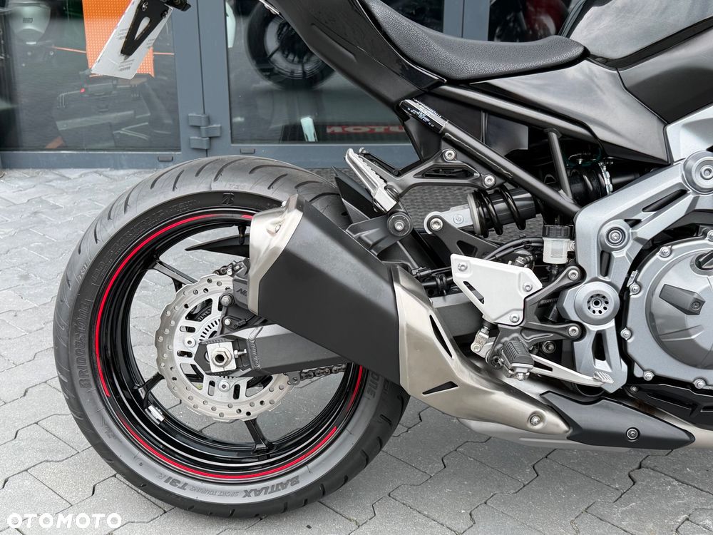 Kawasaki Z 900 - 6