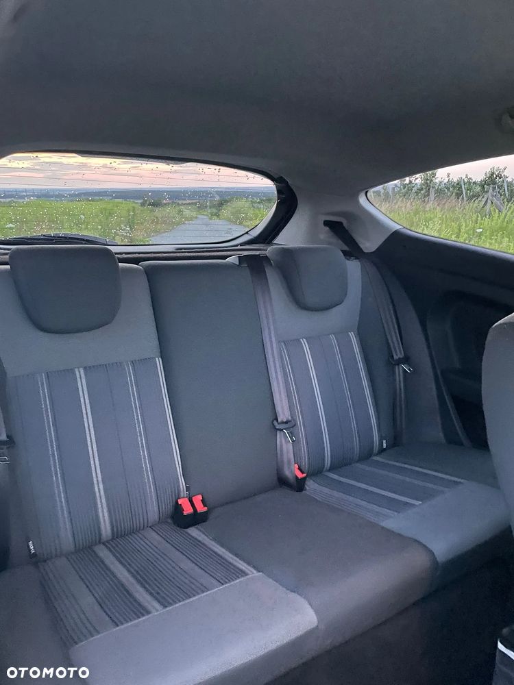 Ford Fiesta 1.25 Ambiente - 9