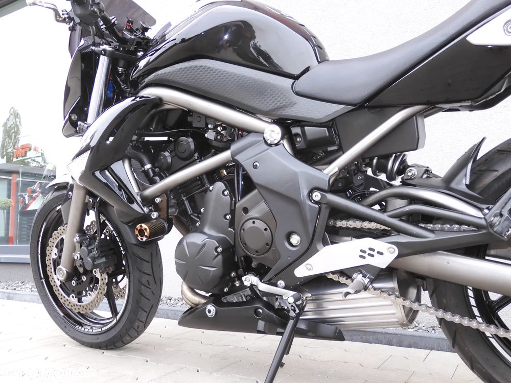 Kawasaki ER - 32