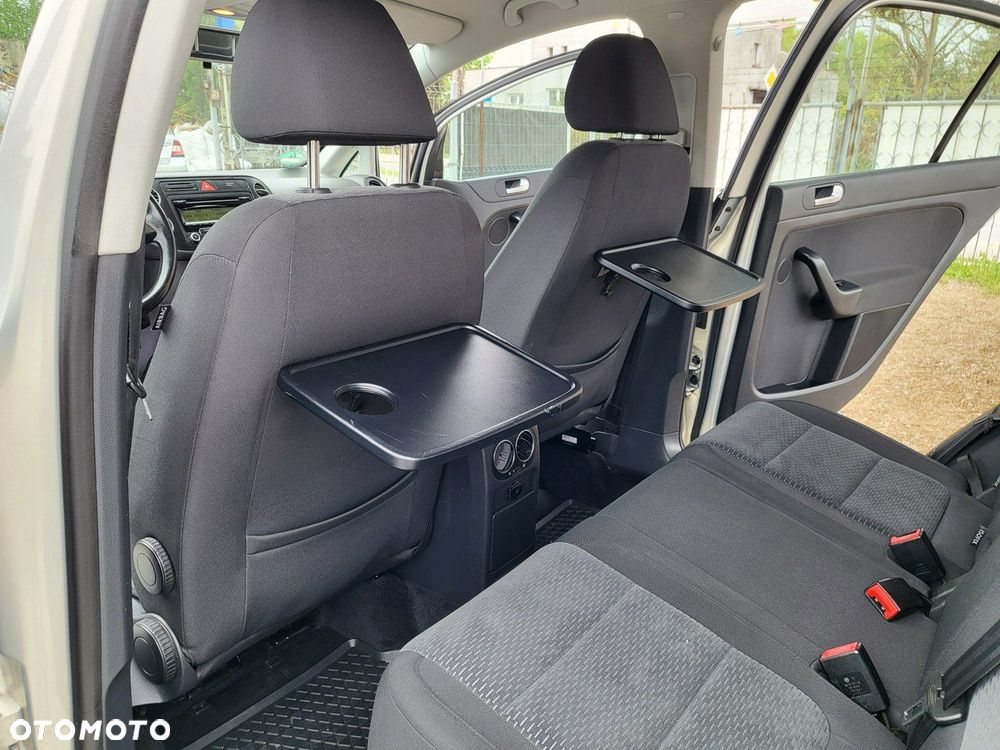 Volkswagen Golf Plus - 24
