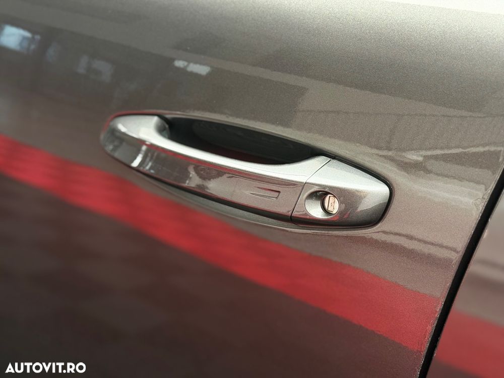 Peugeot 308 BlueHDi 130 EAT8 Allure - 36