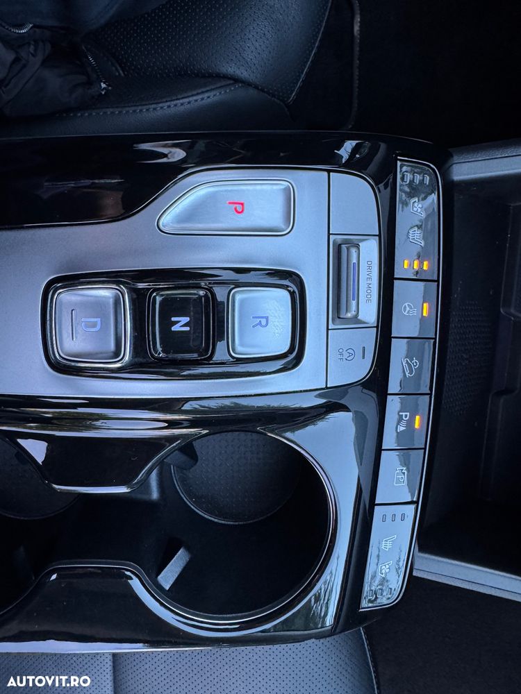 Hyundai Tucson 1.6 CRDi 48V-Hybrid 2WD DCT Select - 28