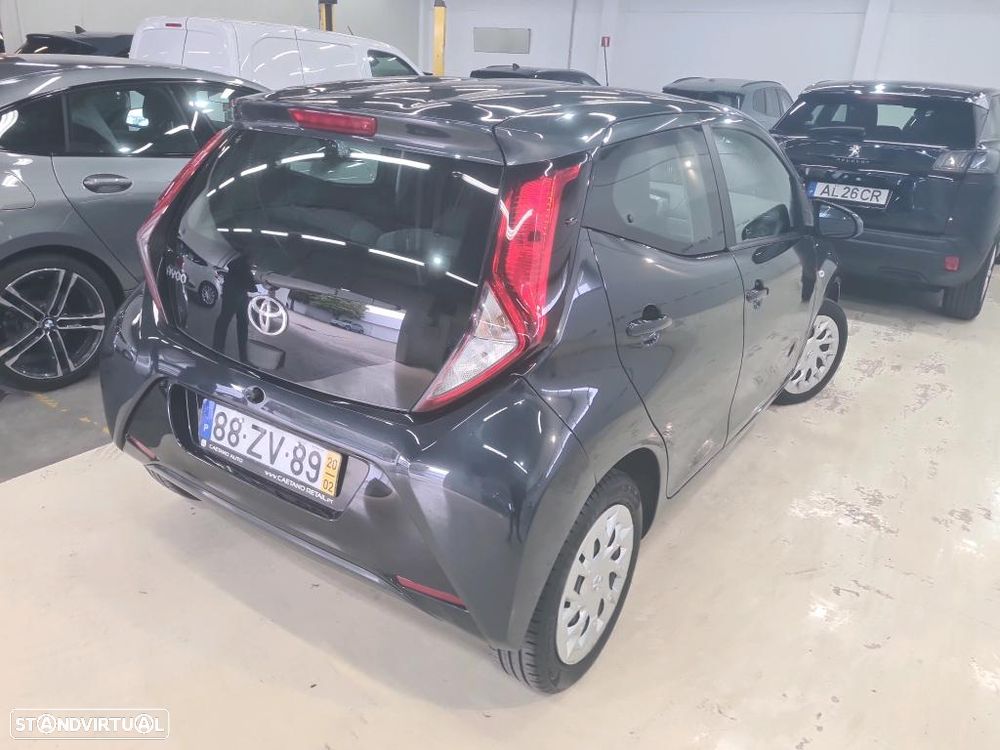 Toyota Aygo 1.0 X-Play+X-Touch - 3
