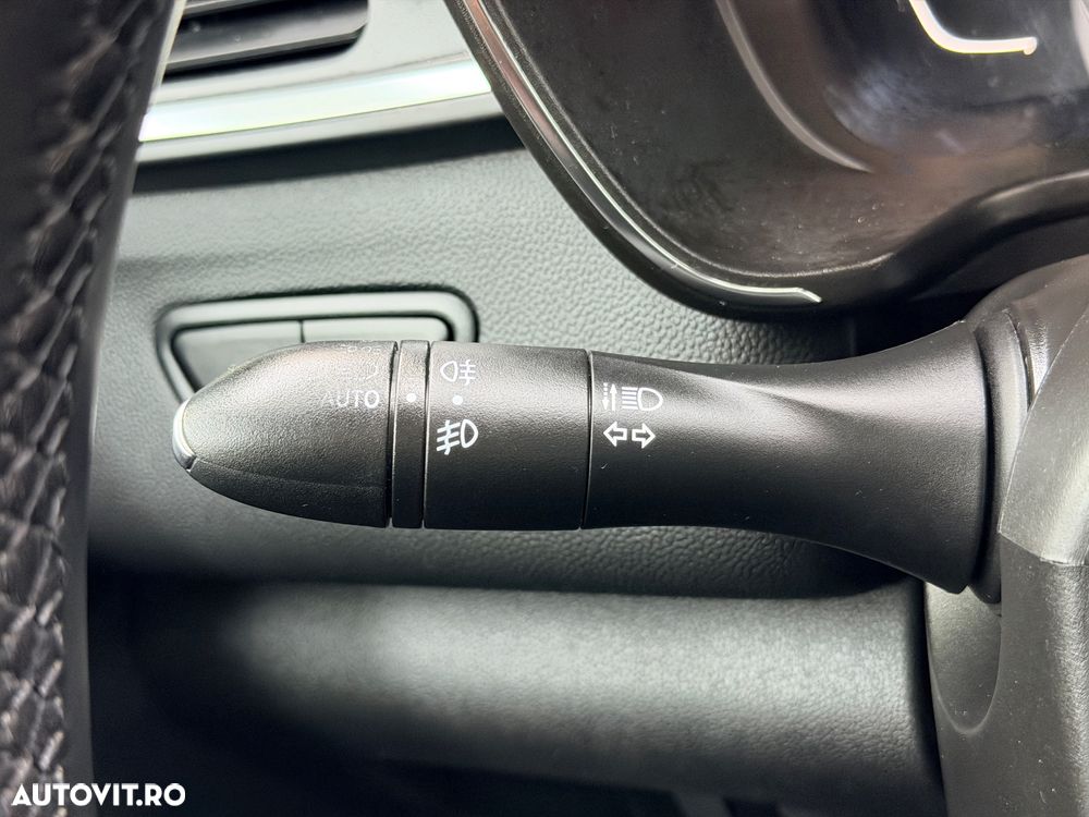 Renault Kadjar Energy dCi 110 LIMITED - 28