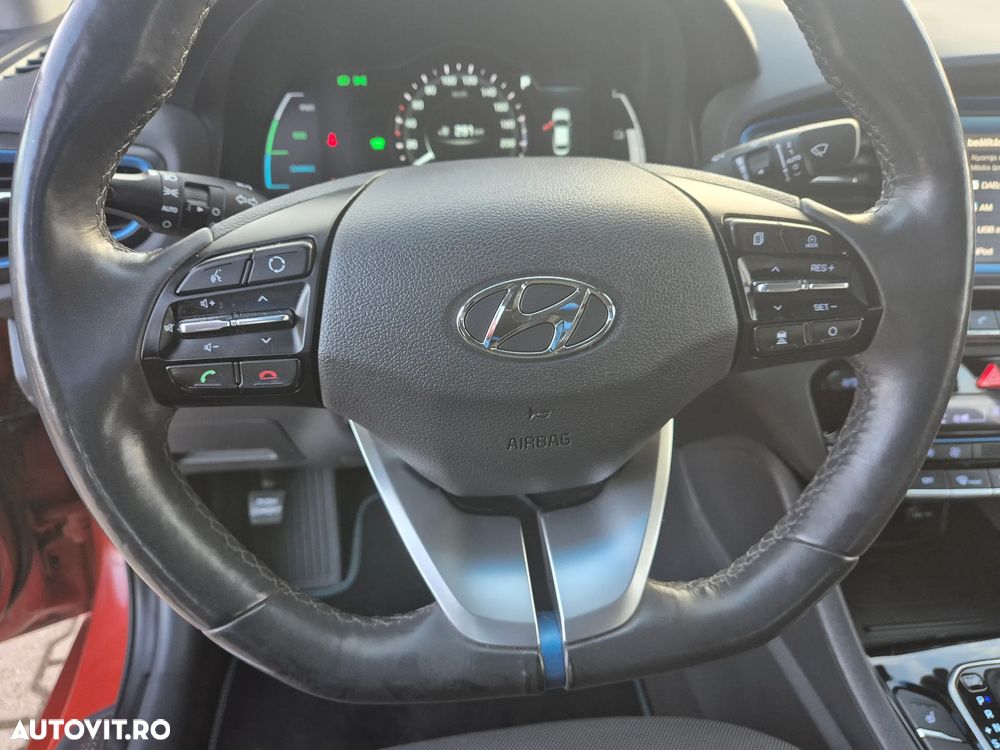 Hyundai IONIQ Hybrid 1.6 GDI Premium - 17