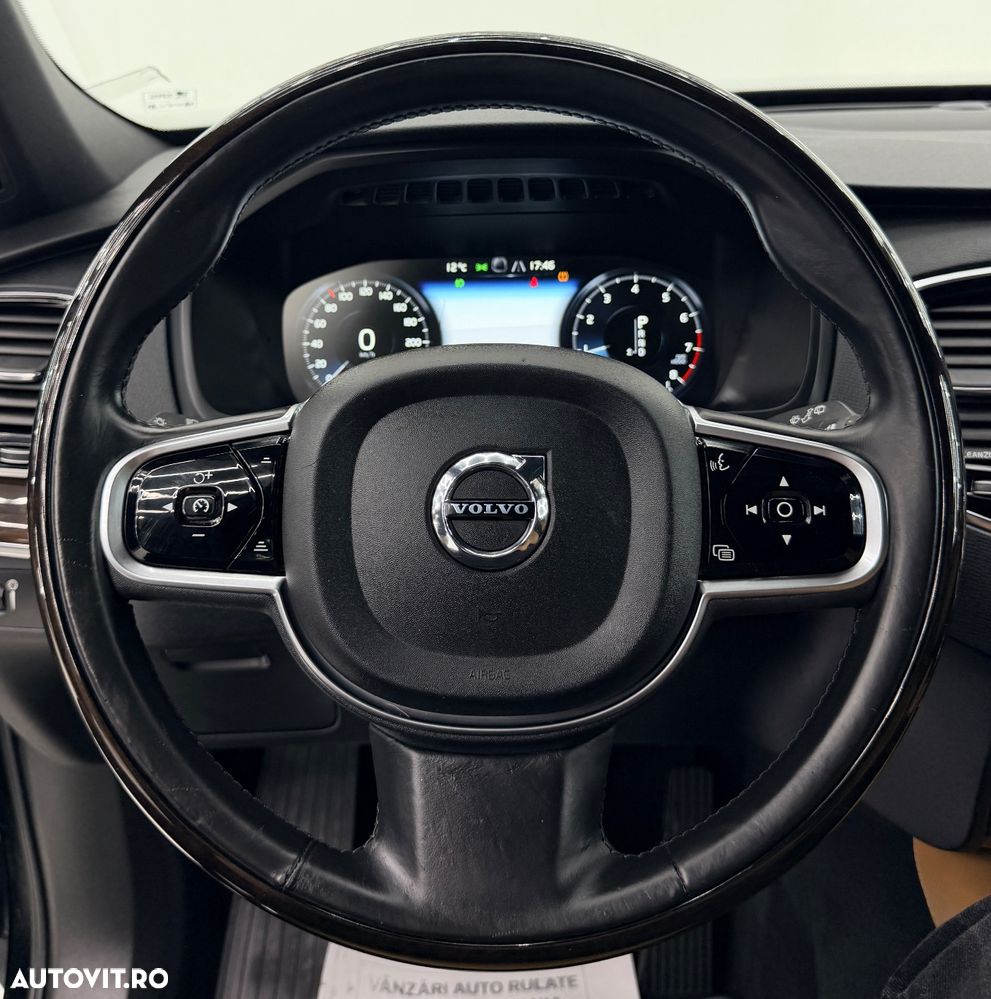 Volvo XC 90 T5 AWD Geartronic Inscription - 40