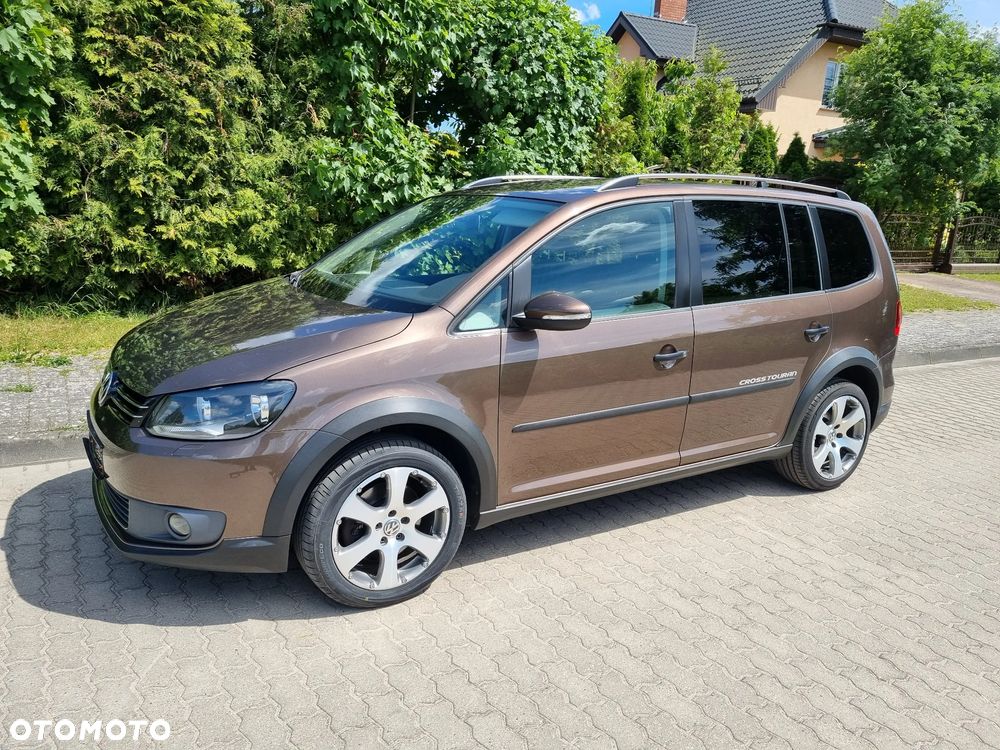 Volkswagen Touran 2.0 TDI DPF Cross - 8