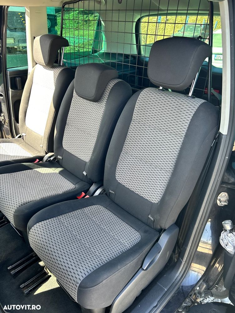 Volkswagen Sharan 2.0 TDI BlueMotion Technology Comfortline - 14