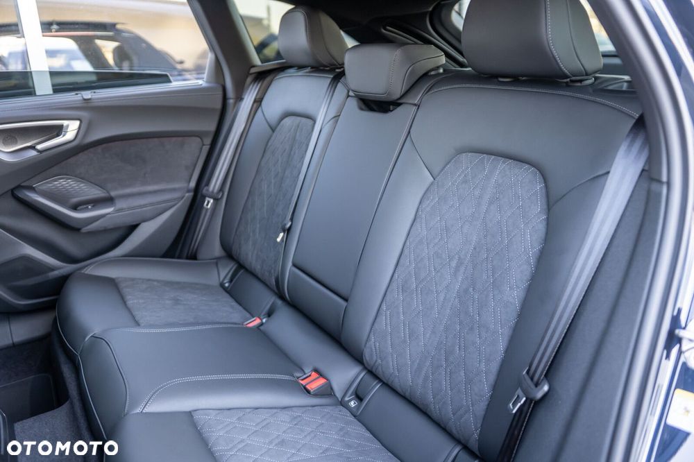 Audi A5 Avant TDI mHEV Quattro S tronic - 19