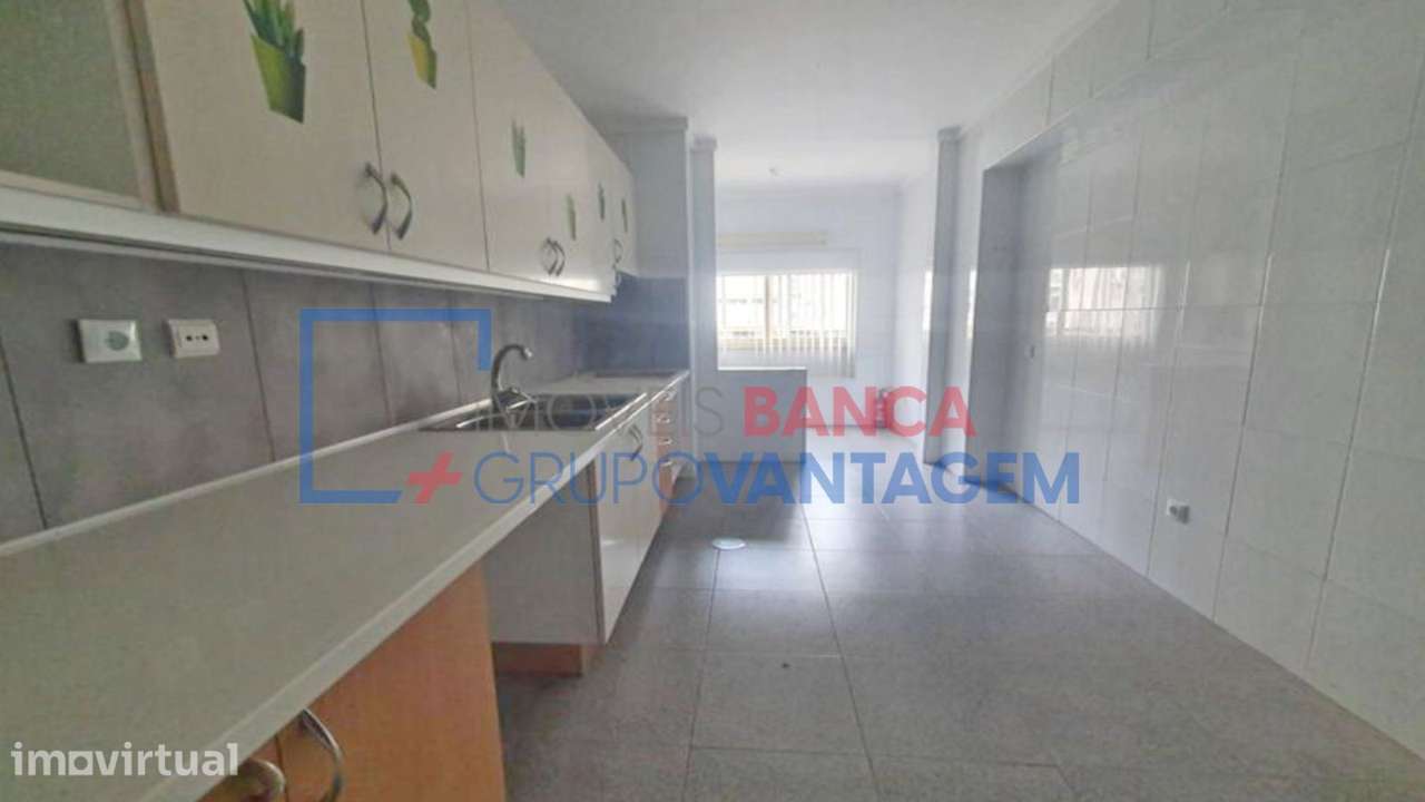 APARTAMENTO T3 - ÁGUAS SANTAS (MOSTEIRO)339.000,00 - Grande imagem: 5/11