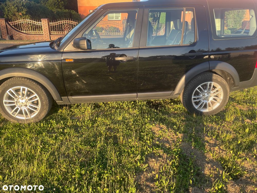 Land Rover Discovery - 4