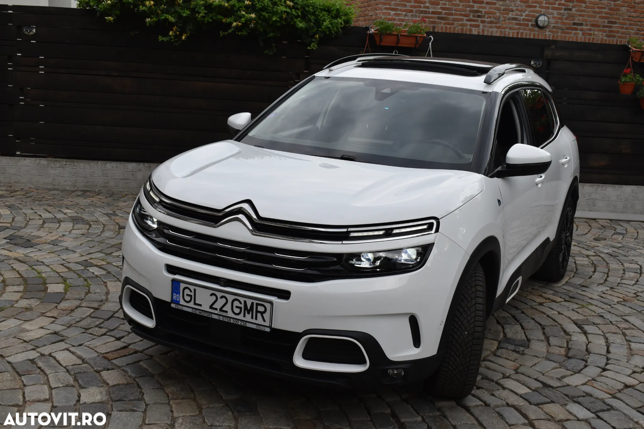 Citroën C5 Aircross Hybrid 225 e.EAT8 SHINE PACK - 4