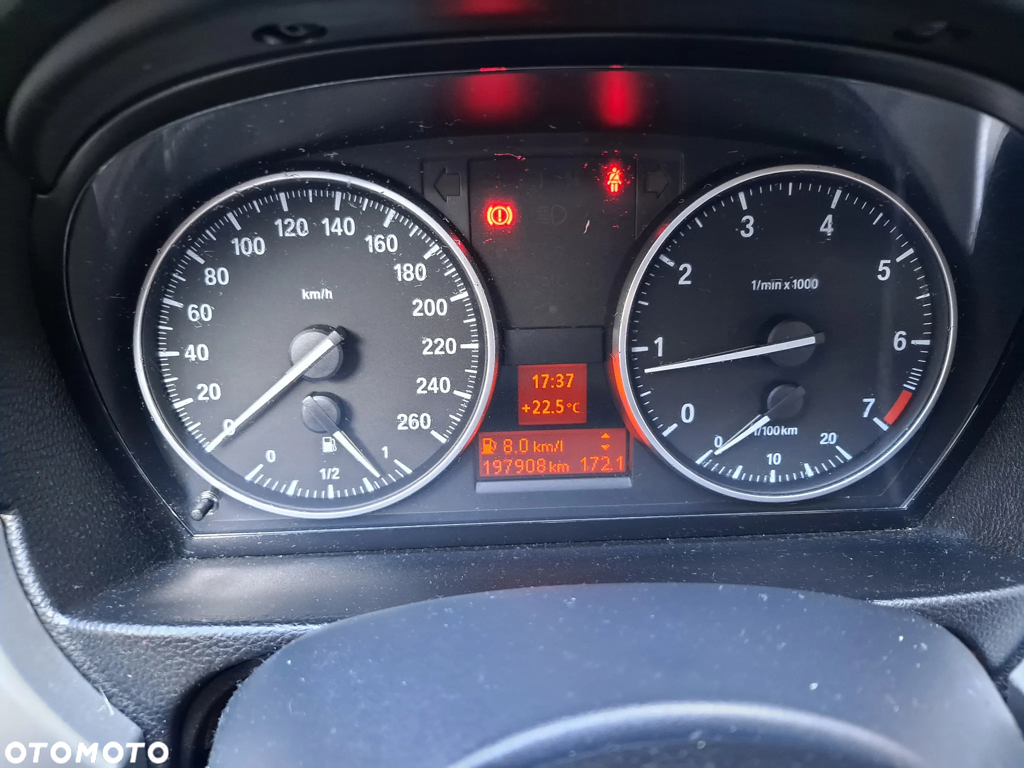 BMW Seria 3 318i - 13