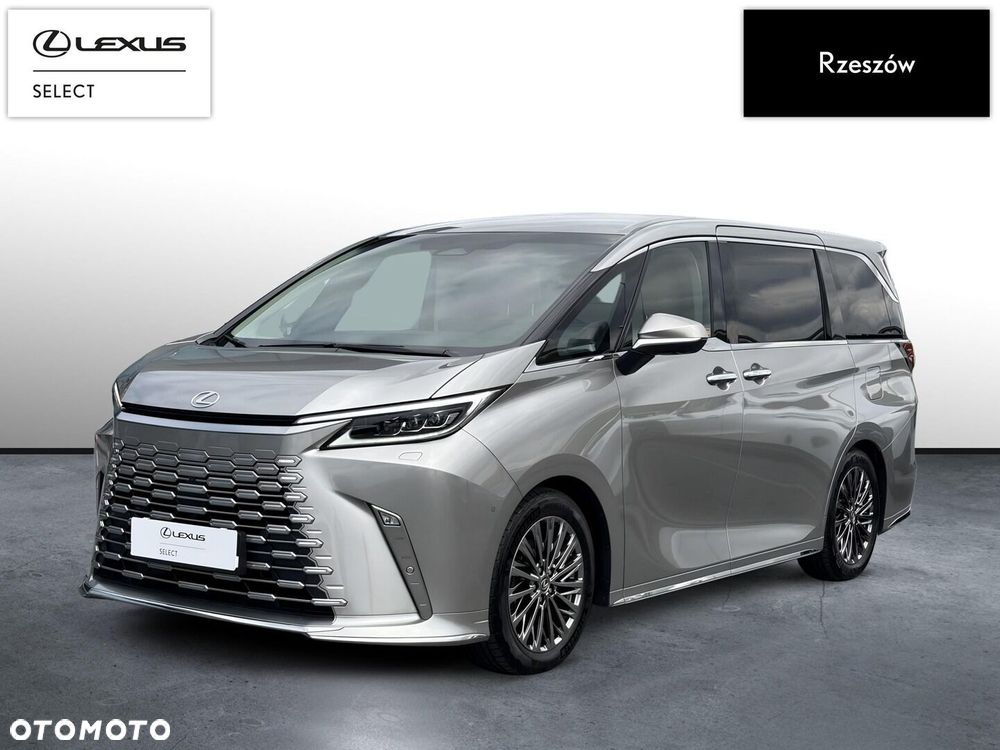 Lexus LM - 1