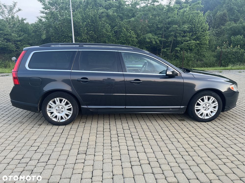 Volvo V70 2.0 - 8