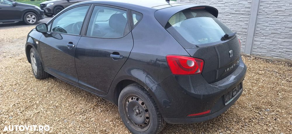 Dezmembrez piese Seat Ibiza an 2011 - 3