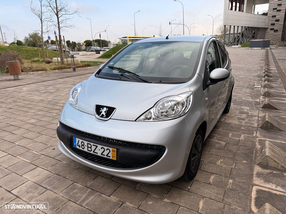 Peugeot 107 1.0 Urban - 6