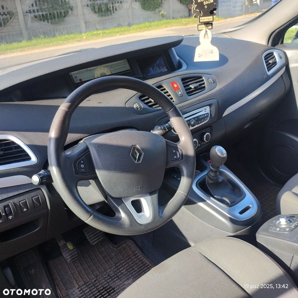 Renault Scenic - 5