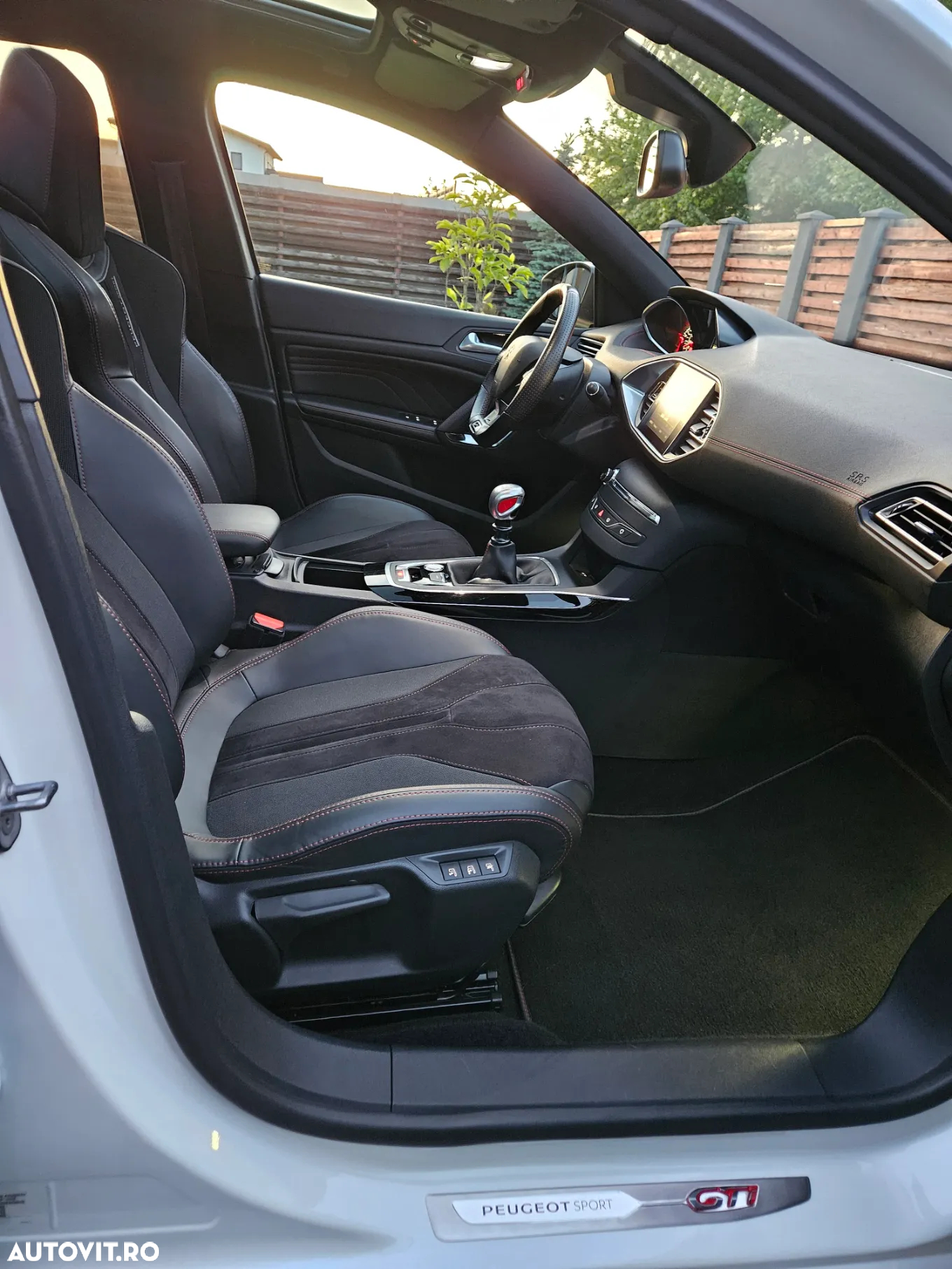 Peugeot 308 GTi by Sport - 8