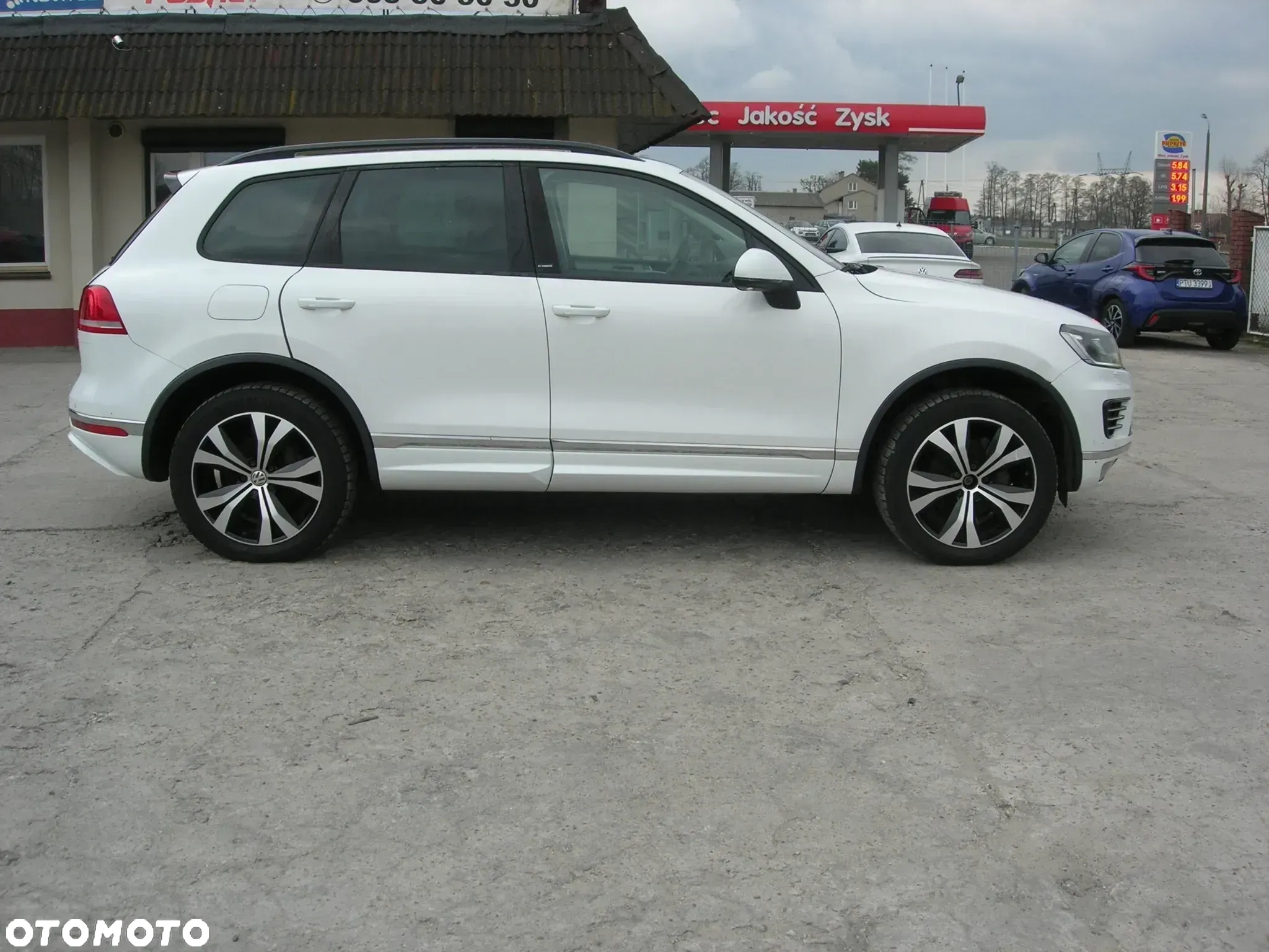 Volkswagen Touareg 3.0 V6 TDI BMT Perfectline R-Style - 2