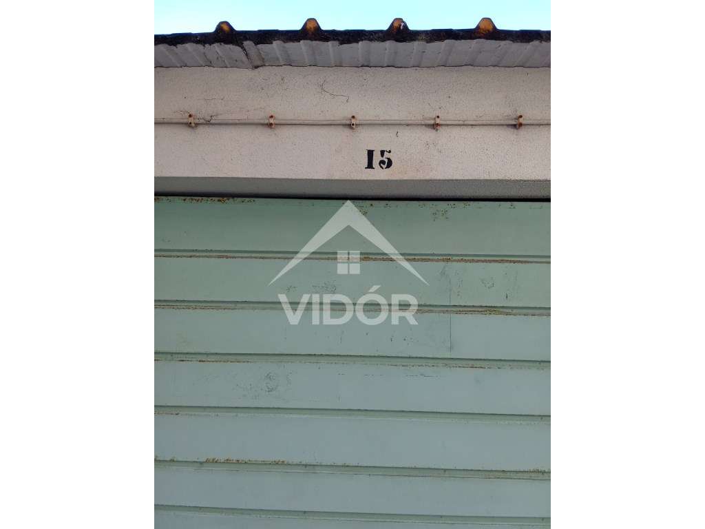 Lg. Garagem na Rua Joaquim Sottomayor nº99 - Grande imagem: 2/3