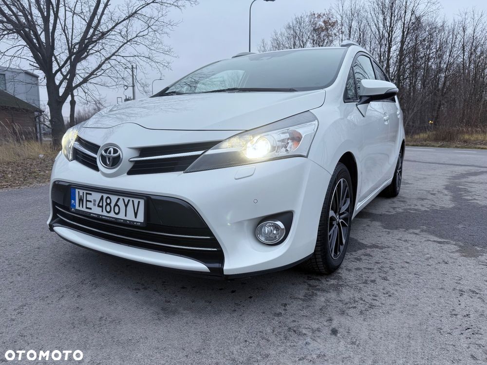 Toyota Verso 1.8 Premium 7os MS - 4